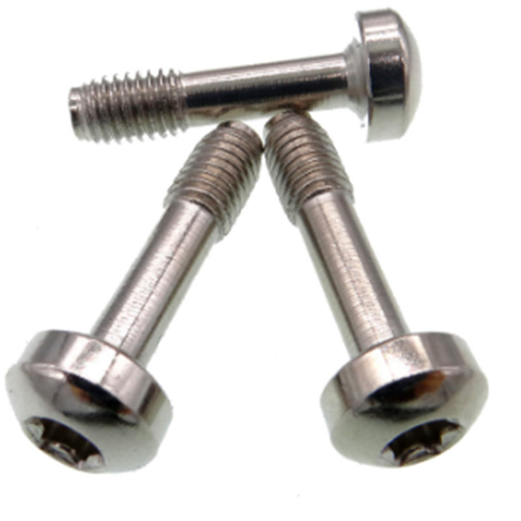 M6-pannupää ruostumattomasta teräksestä 304 torx -paneeliruuvi