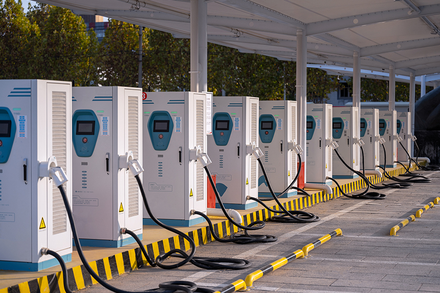 Uusia energiaajoneuvoja